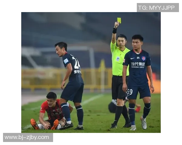 黄磊谈足球人生:从青涩少年到职业球员的心路历程回顾 黄磊谈足球人生:从青涩少年到职业球员的心路历程回顾